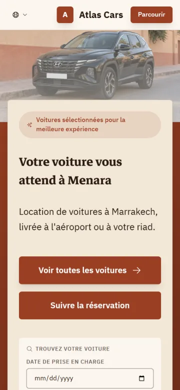 Le site de réservation d'une agence sur un téléphone, à ses couleurs